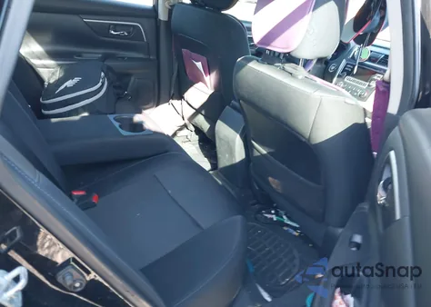 2017 Nissan Altima 2.5 Sr из США, поврежденный, VIN 1N4AL3AP2HC177562